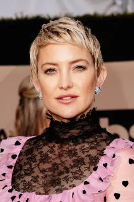 Kate Hudson With Short Hair at the 2018 SAG Awards