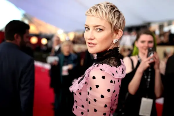 Kate Hudson With Short Hair at the 2018 SAG Awards