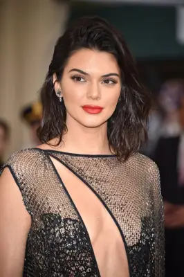 Hairstyles That Make You Look Younger: Angled Bob