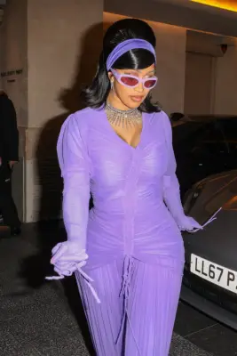 Bouffant Hairstyle With Flipped Ends