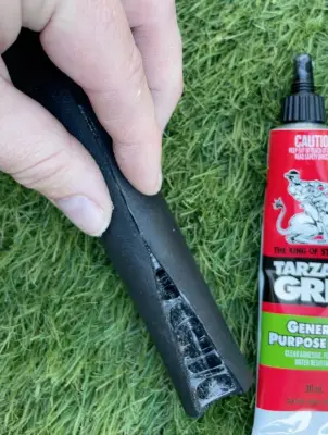 Giant Spider Decoration Step 4: Create the Legs