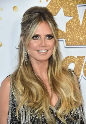 Heidi Klum With Blond Hair With Platinum Highlights and Dark Roots