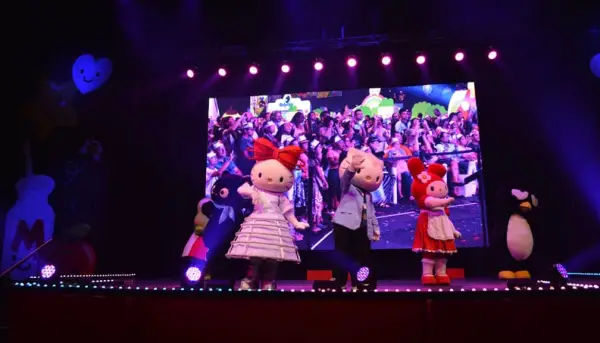 Seriously, these two are the ultimate #relationshipgoal.