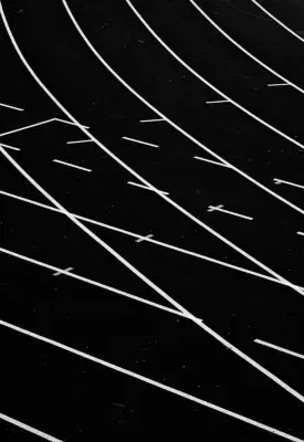 Fitness Wallpapers: Black-and-White Track