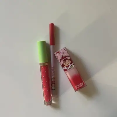 Glamlite Strawberry Shortcake Berry Sweet Lip Kit