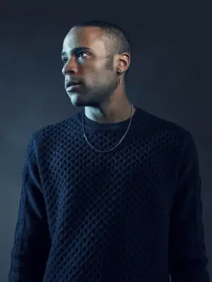 How Old Is Mason Hewitt Compared to Khylin Rhambo?