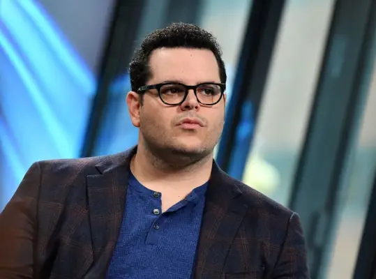 Josh Gad