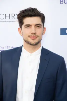 Carter Jenkins as Robert