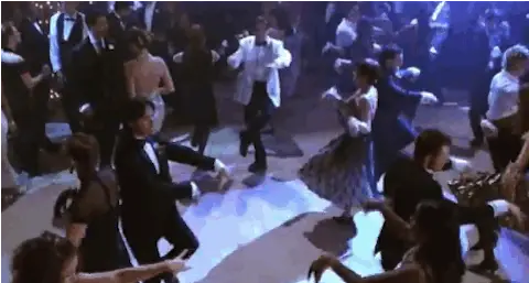 This bizarrely synchronized dance that made you really confused about what school dances are supposed to be like.