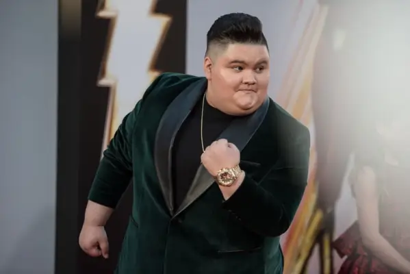 Jovan Armand as Young Pedro Peña