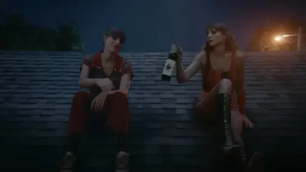 HIGH FIDELITY, Zoe Kravitz, The Other Side of the Rock, (Season 1, Episode 110, aired Feb. 14. 2020). photo: Phillip Caruso / Hulu / Courtesy Everett Collection