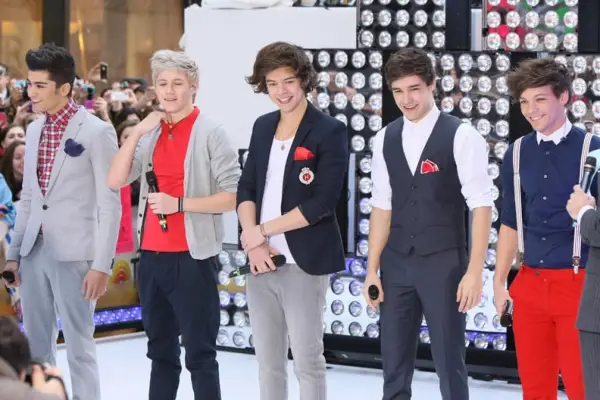 One Direction Performing on Today in 2012