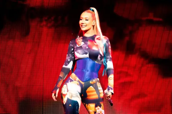 Iggy Azalea (2011-2012)