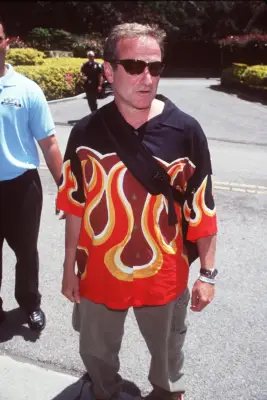 Exhibit C: Robin Williams Possibly in a Fanny Pack