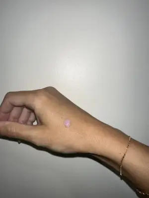 OLAY Super Serum on Taylor