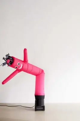 Wacky Wavy 6 ft Tube Guy