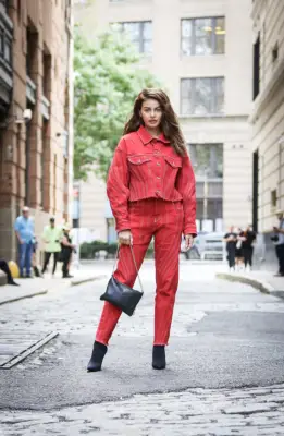 How to Wear a Jean Jacket