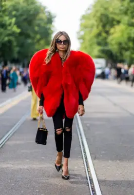 Blogger Erica Pelosini Was Spotted in the Same Coat at Milan Fashion Week