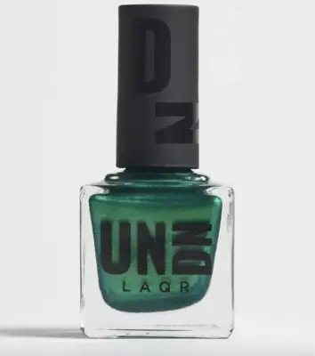 Best Green Iridescent Nail Polish