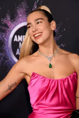 Dua Lipa