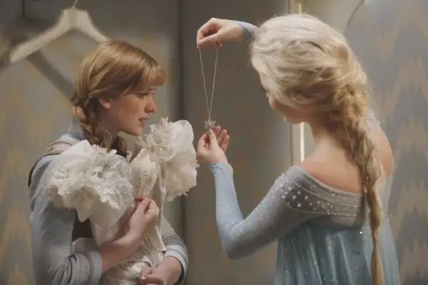 Elizabeth Lail on Once Upon a Time