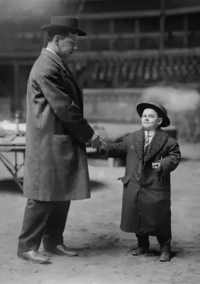 Extraordinary Height Differences