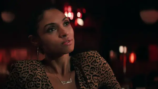 Gabrielle Ryan as Gloria