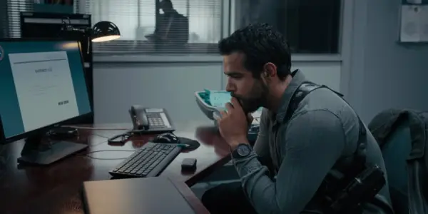 Pieces of Her. Jacob Scipio as Michael Vargas in episode 105 of Pieces of Her. Cr. Courtesy Of Netflix © 2022