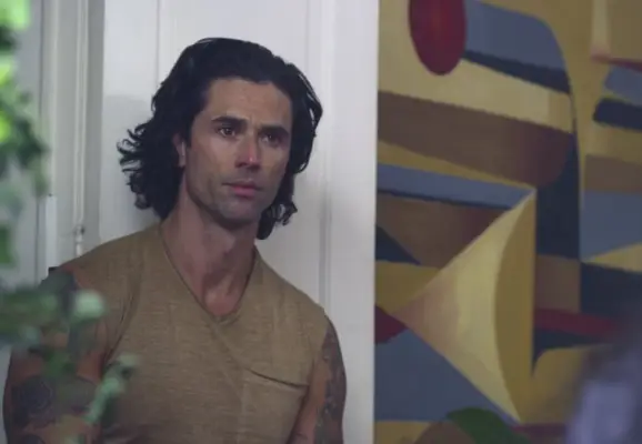 Did Nicandro Kill Sara Guzmán?