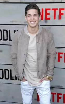 Brandon Larracuente as Jeff Atkins