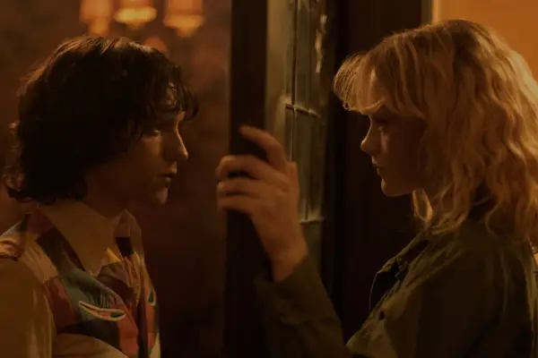 Emma Laird as Isabel