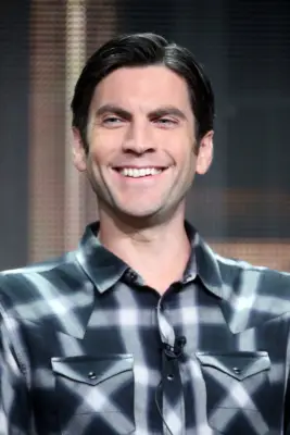 Wes Bentley as Detective John Lowe