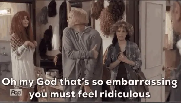 David, Alexis, and Stevie Trying on Moira