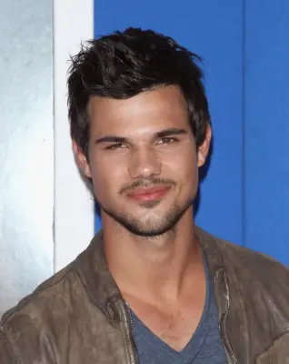 Taylor Lautner