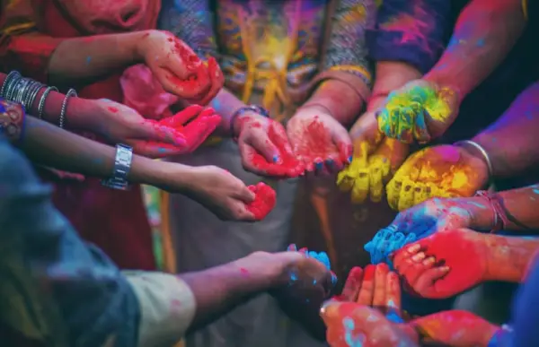 A Color-Themed Party