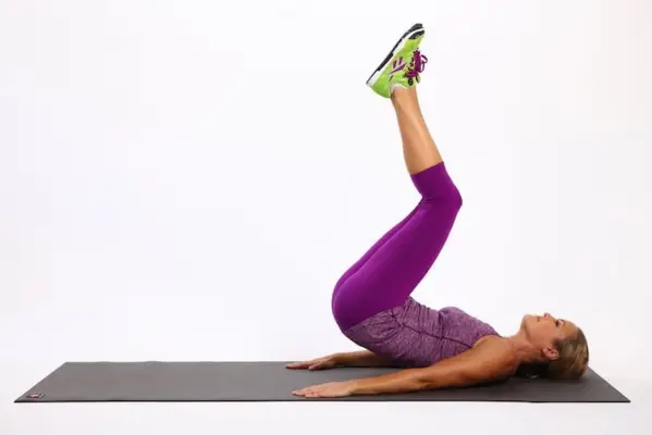 Easy Ab Exercise: Reverse Crunch