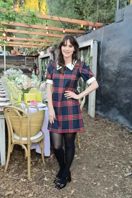 LOS ANGELES, CALIFORNIA - SEPTEMBER 20: Zooey Deschanel attends Maie Wines Launch Dinner in partnership with The Little Market & HiNote at Little City Farm on September 20, 2022 in Los Angeles, California. (Photo by Stefanie Keenan/Getty Images for Maie W